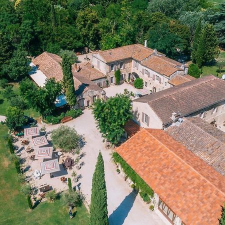 Mas Des Comtes De Provence Hotel Tarascon Exterior foto
