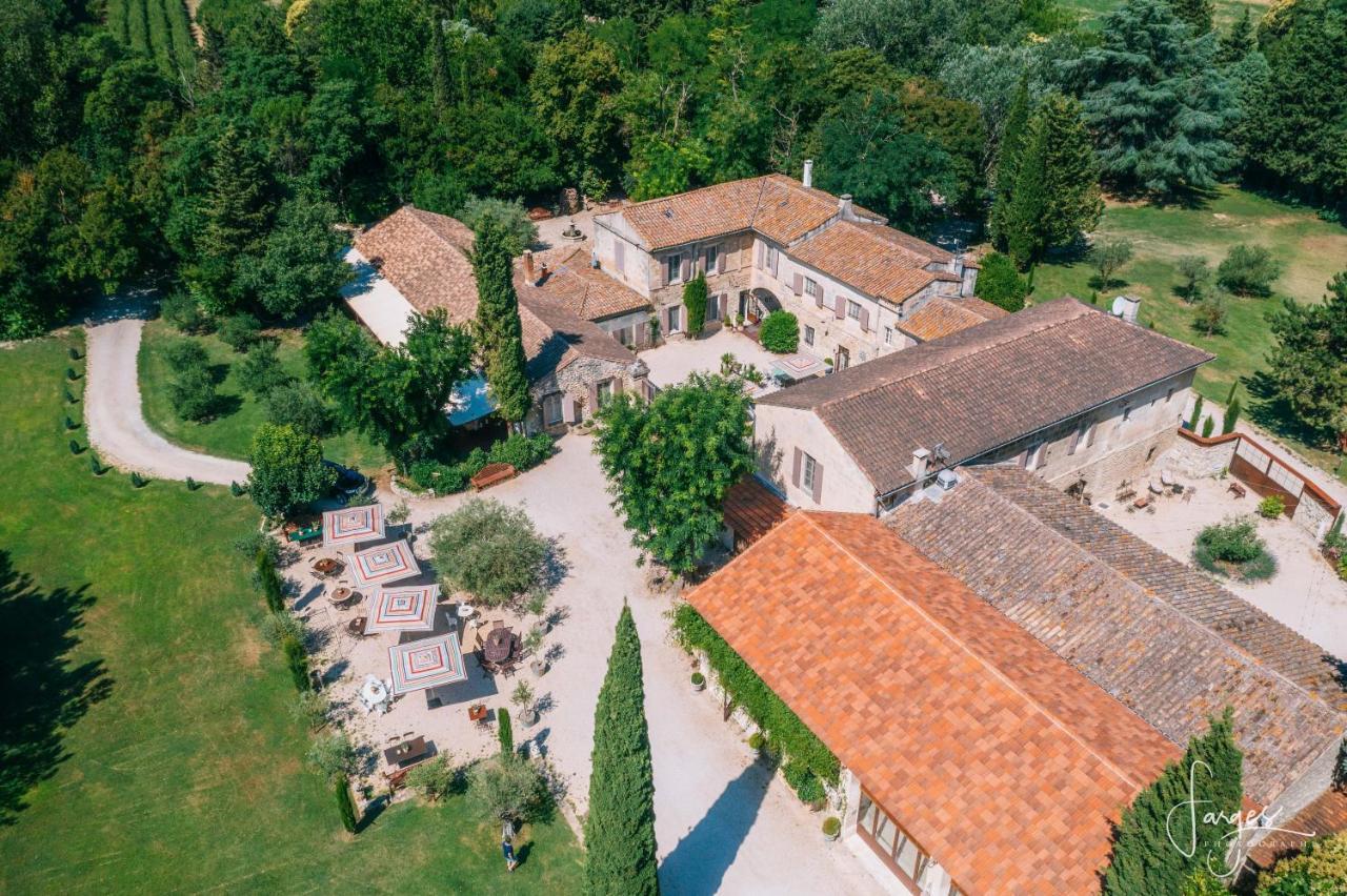 Mas Des Comtes De Provence Hotel Tarascon Exterior foto