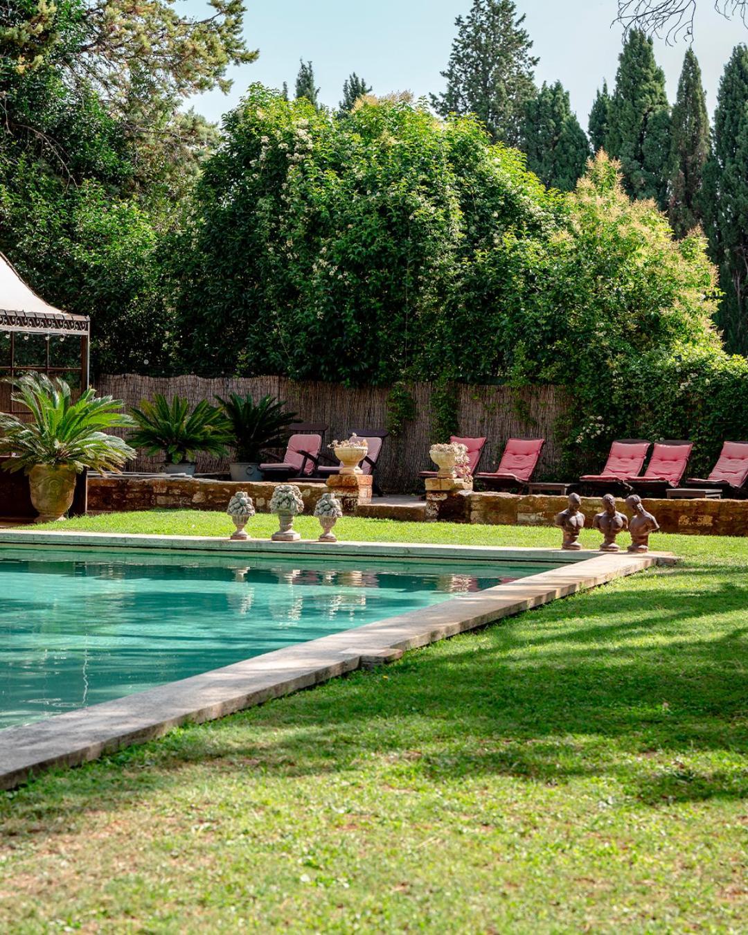 Mas Des Comtes De Provence Hotel Tarascon Exterior foto